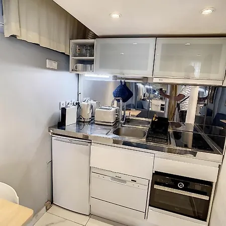 דירה T1 Centre Ville, Vieil Antibes, Port, Gare Et Plage 4pers